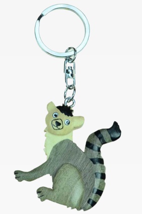 Wooden keychain lemur (6)
