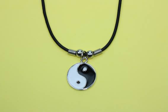 Yin and Yang necklace (12)