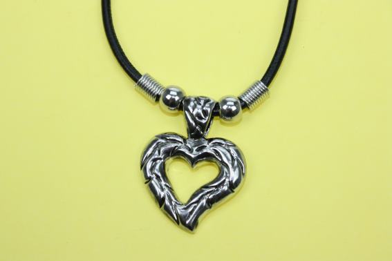 Heart necklace (12)