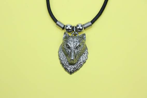 Wolf\'s head necklace (12)