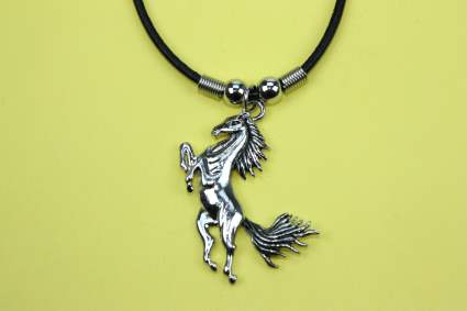 Horse necklace (12)